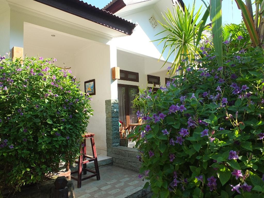 Ricel Homestay Gili Trawangan Exteriör bild