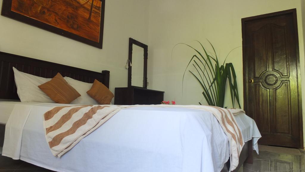Ricel Homestay Gili Trawangan Exteriör bild