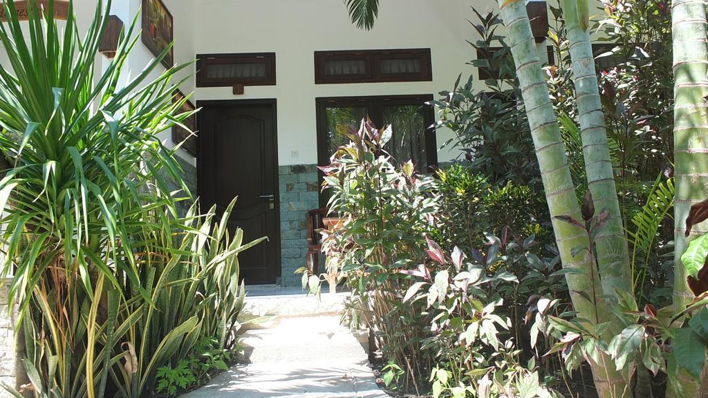 Ricel Homestay Gili Trawangan Exteriör bild