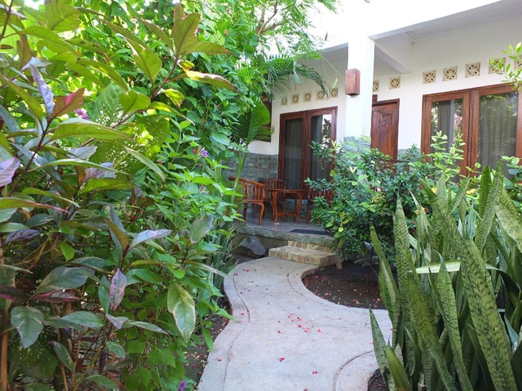 Ricel Homestay Gili Trawangan Exteriör bild
